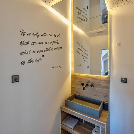 Apartment Infinity Sky