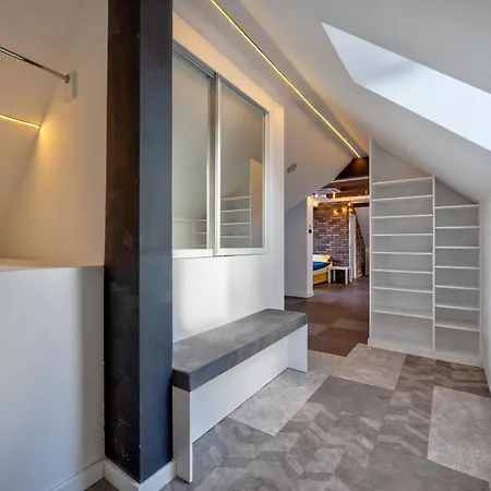 Infinity Sky Apartment *